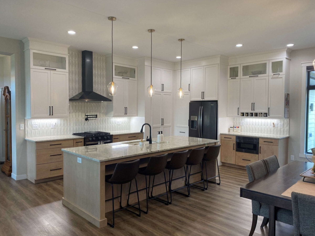 Kitchen Projects Gallery Image F9 - Beyer Cabinets